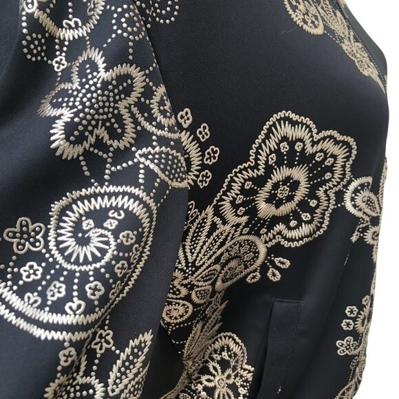 LULAROE Elegant Collection Black Metallic Gold Embossed Crop Jacket Size S - Picture 7 of 9